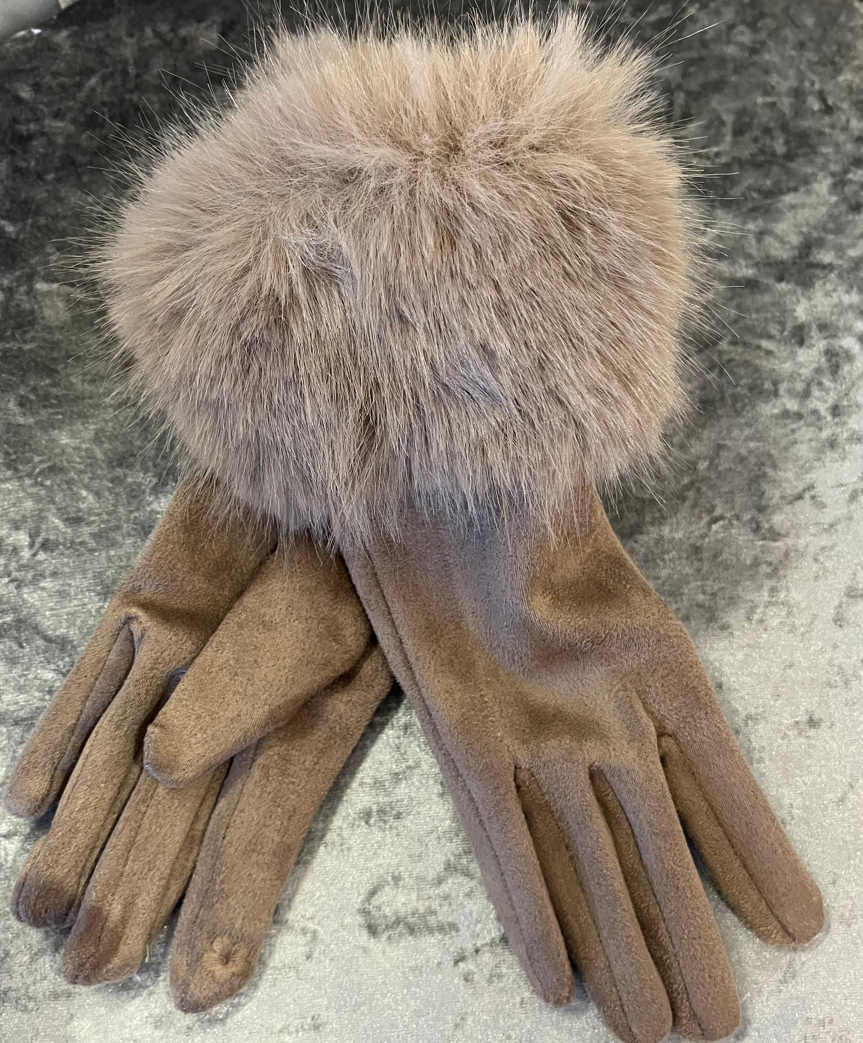 Faux Fur Trim Gloves > Taupe