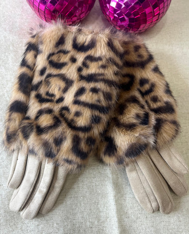 Leopard Print Gloves > Cream