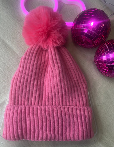 Bobble Hats > Pink