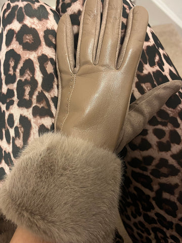 Faux Fur Trim Gloves > Taupe