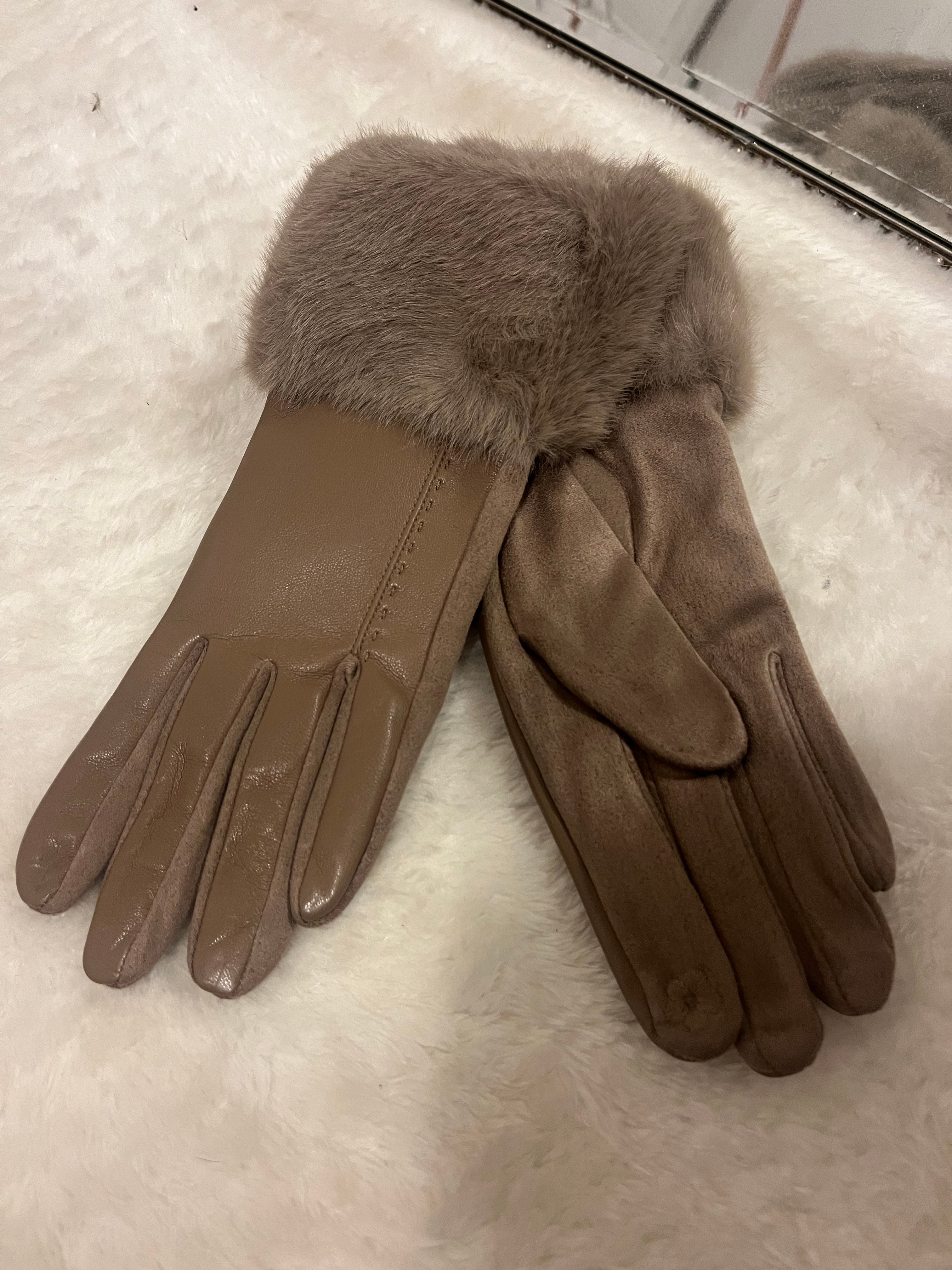 Faux Fur Trim Gloves > Taupe