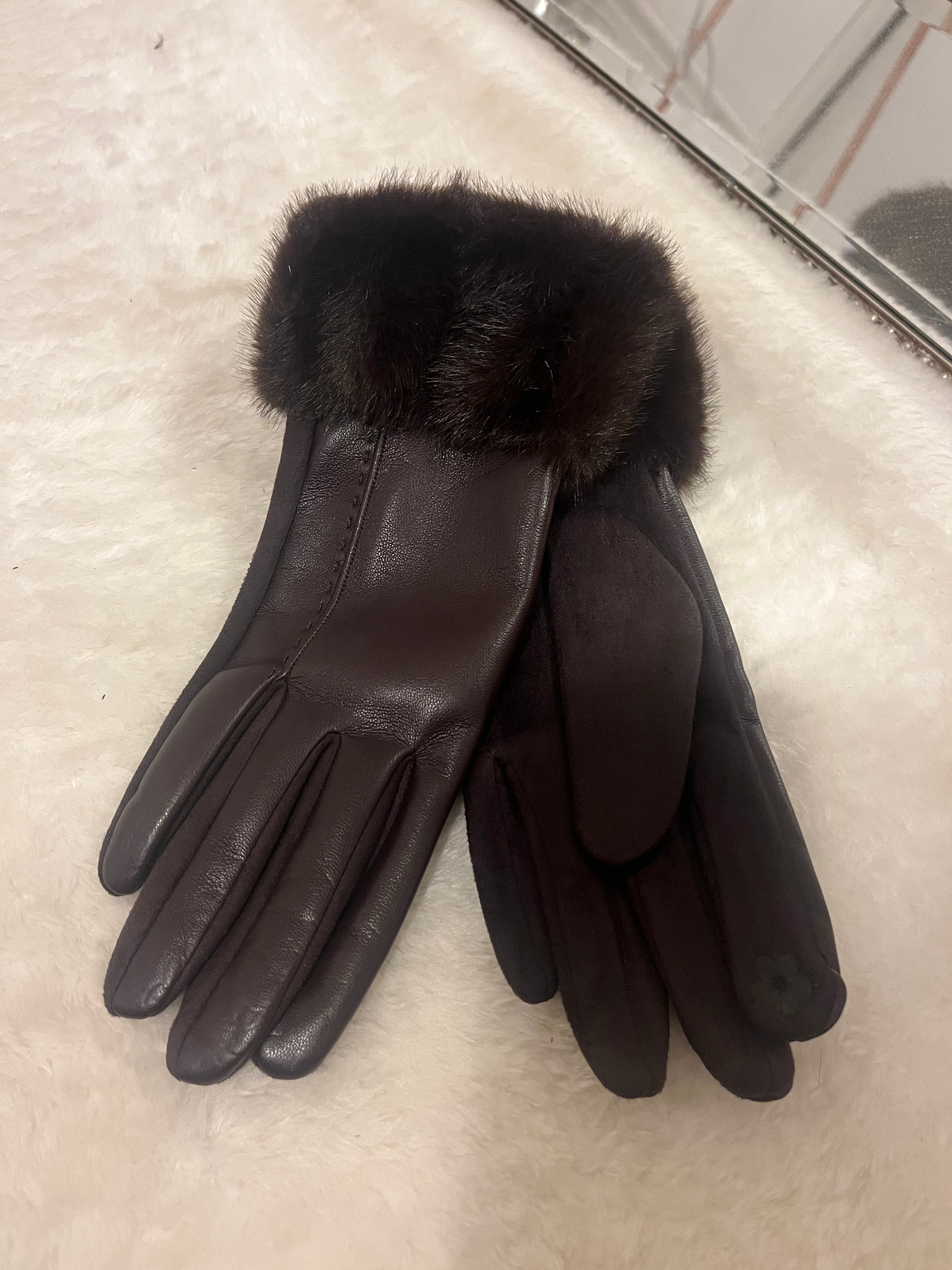 Faux Fur Trim Gloves > Chocolate