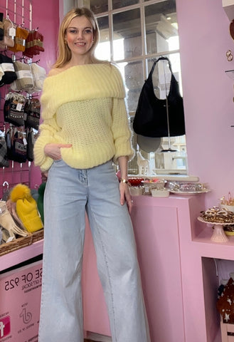 Off Shoulder Jumper / Mellow Yellow